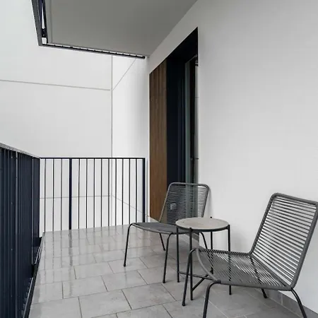 Urban Retreat Mokotow Balcony&parking * Varsó